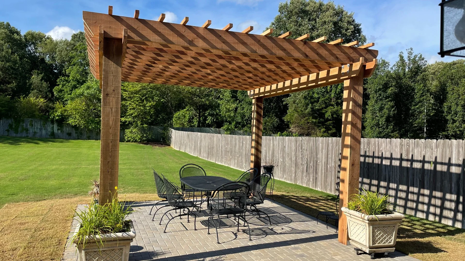 Is a Pergola a Good Investment for Your Outdoor Living Space?